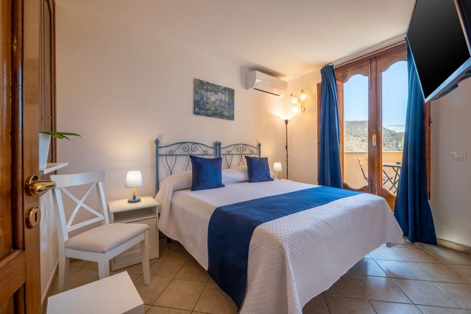 TV and multimedia, View (from property/room), Bedroom