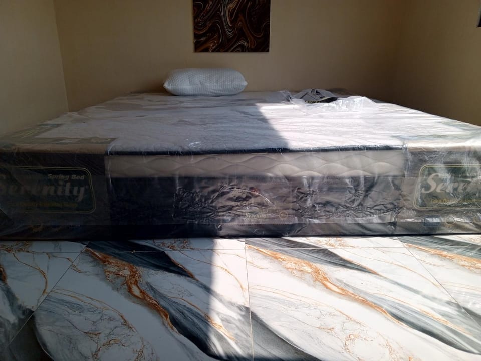 Luna Guest House Bed and Breakfast in East Java