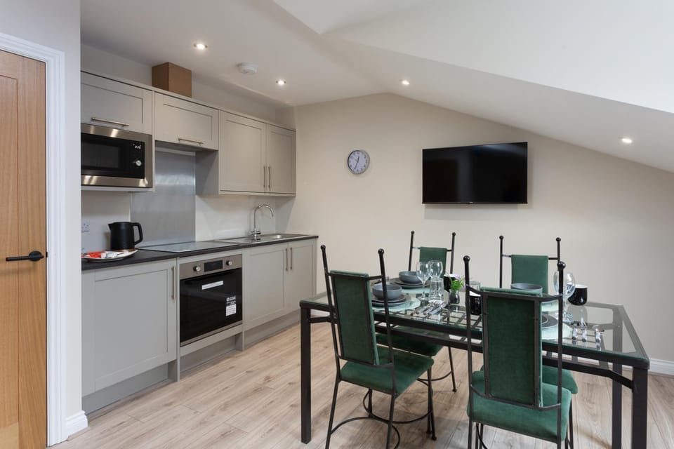 TV and multimedia, Living room, Dining area, kitchen