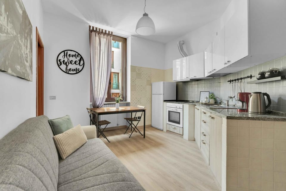 Kitchen or kitchenette, Living room, Dining area