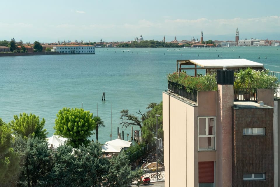Garden, View (from property/room), Balcony/Terrace, Sea view