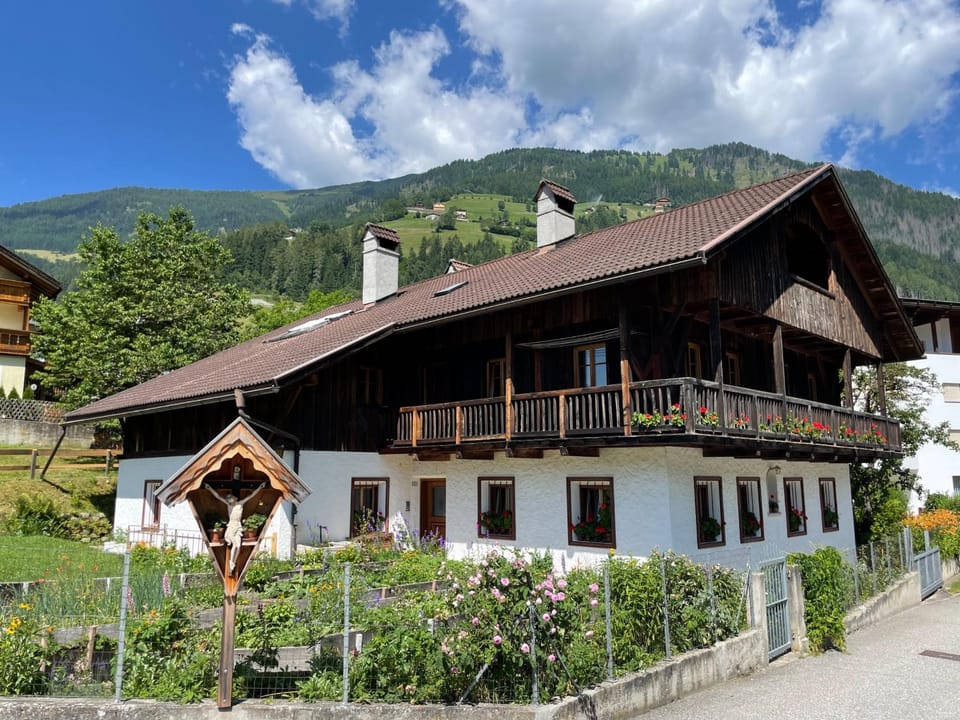 Property building, Mountain view