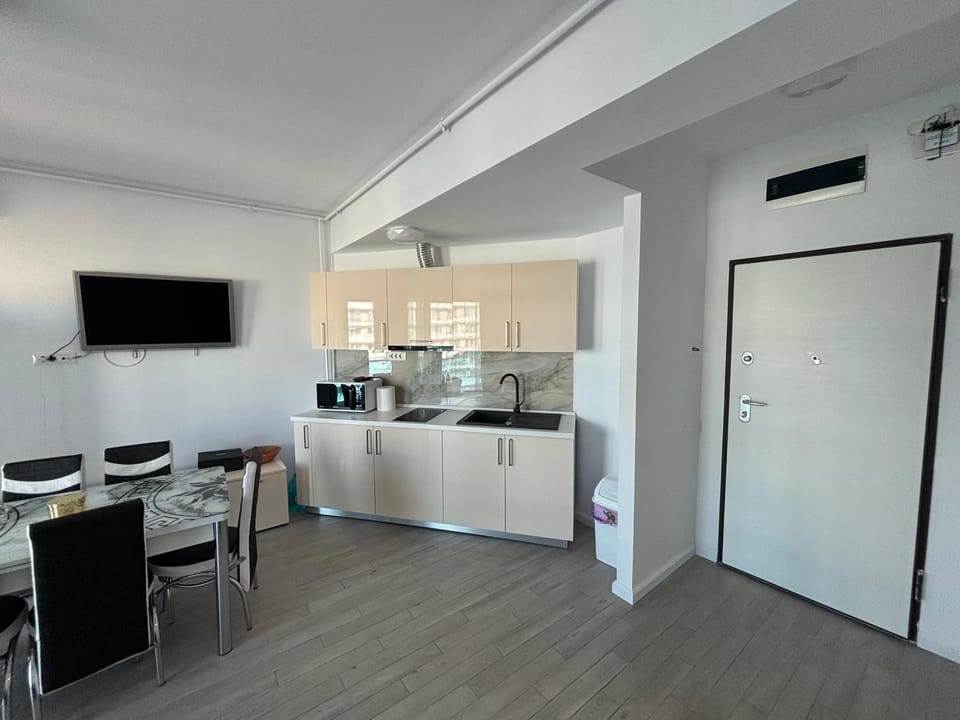 Wave 4 Apartment in Constanța County