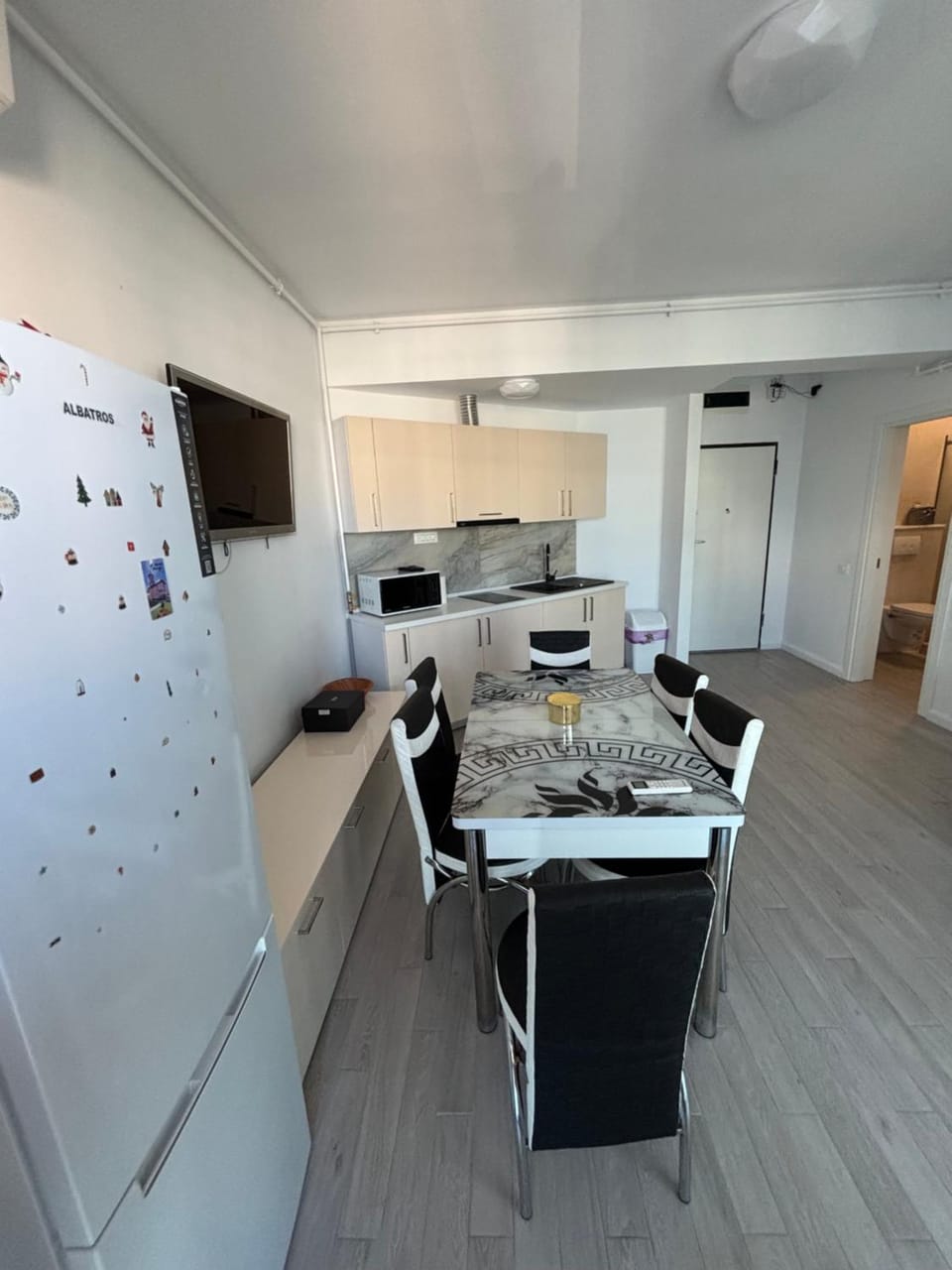 Wave 4 Apartment in Constanța County