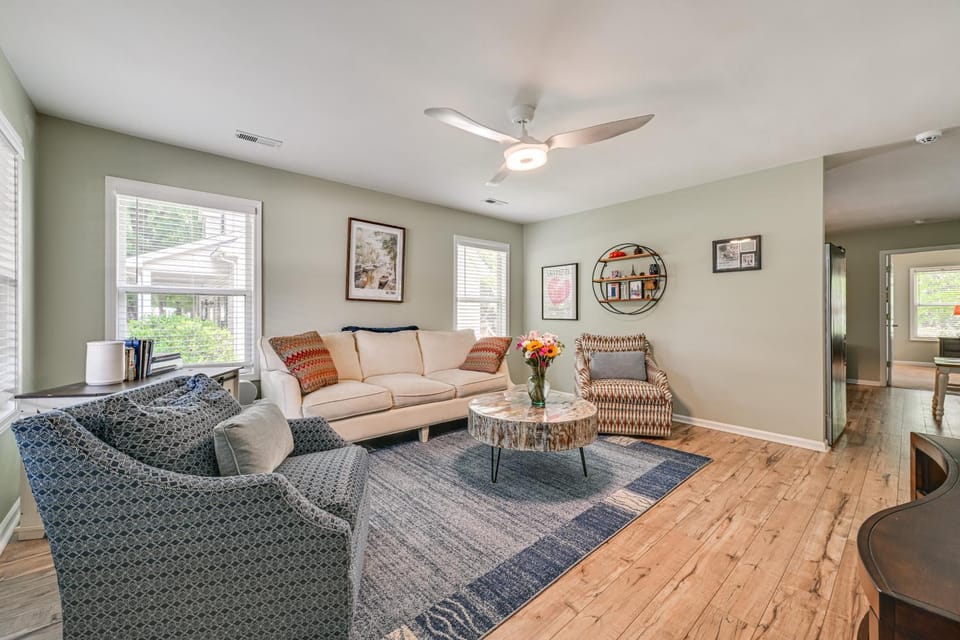 Less Than 1 Mi to River and Downtown Belmont Cozy Cottage House in Belmont
