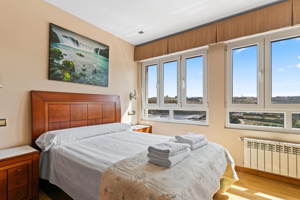 Living room, Bedroom