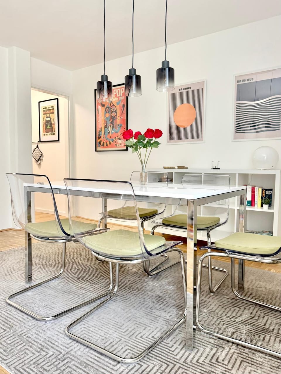 Living room, Seating area, Dining area