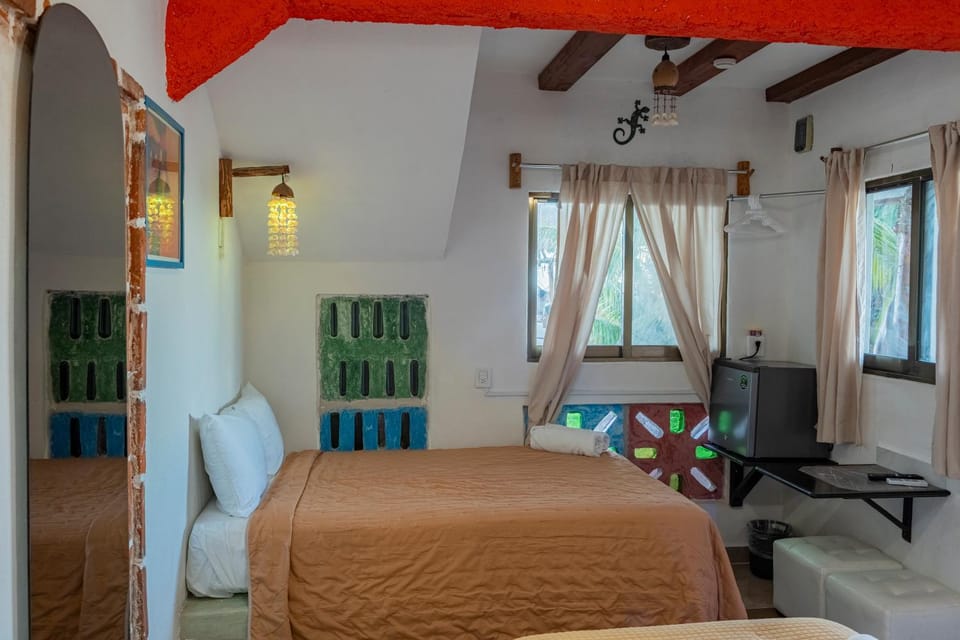 Bed, Photo of the whole room, Bedroom, minibar