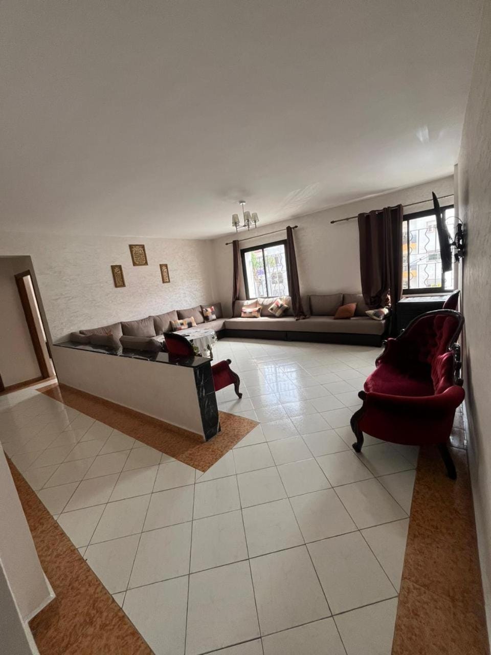 Central et spacieux pour familles et couples mariés no wifi Apartment in Casablanca-Settat