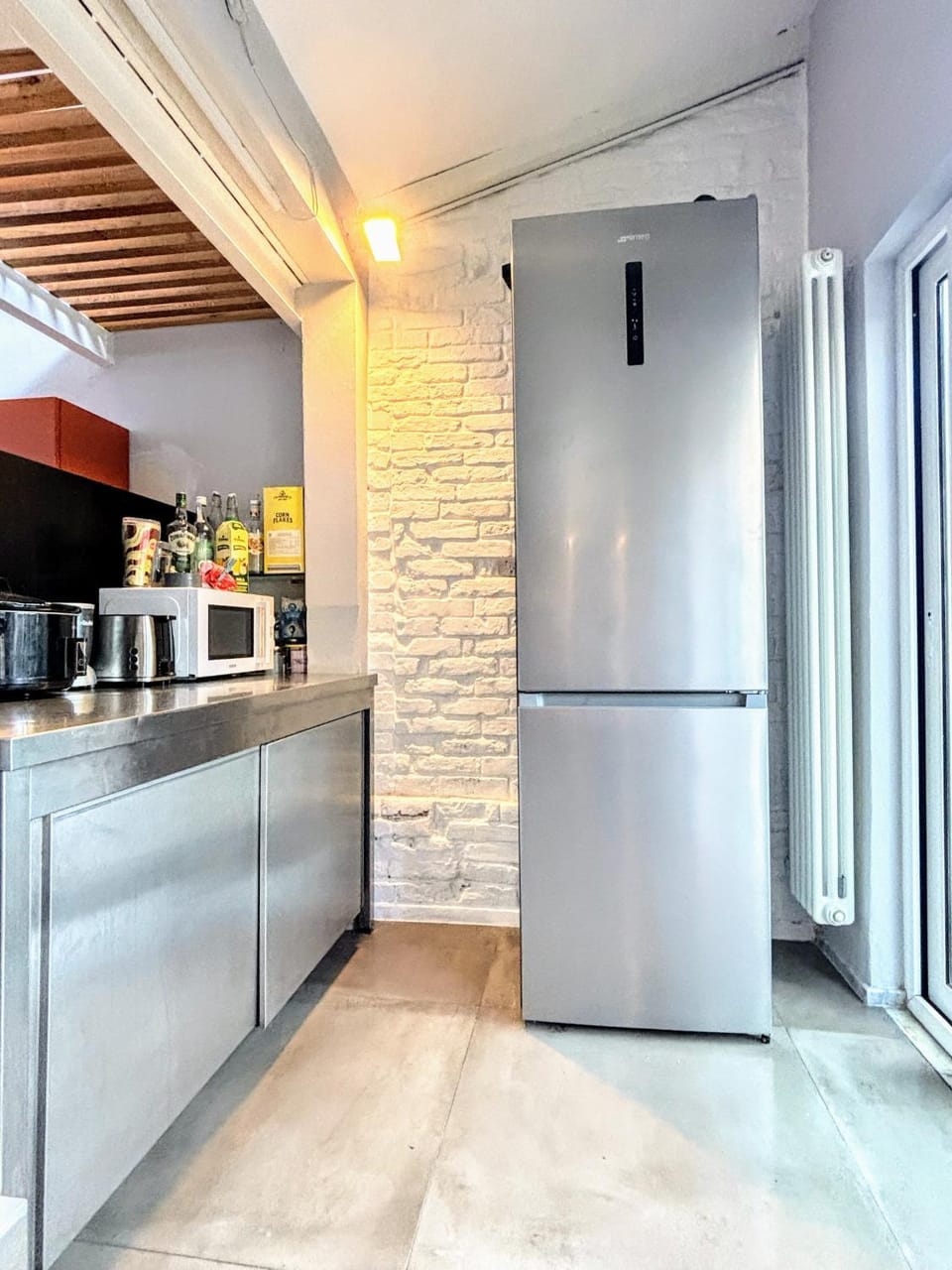 Kitchen or kitchenette, dishwasher, oven, pet friendly, stove