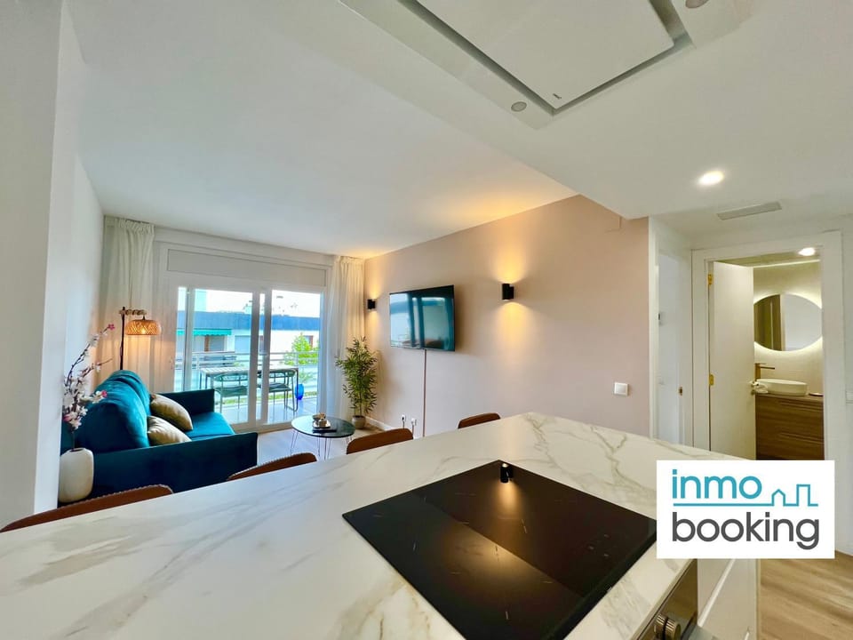 Communal lounge/ TV room, TV and multimedia