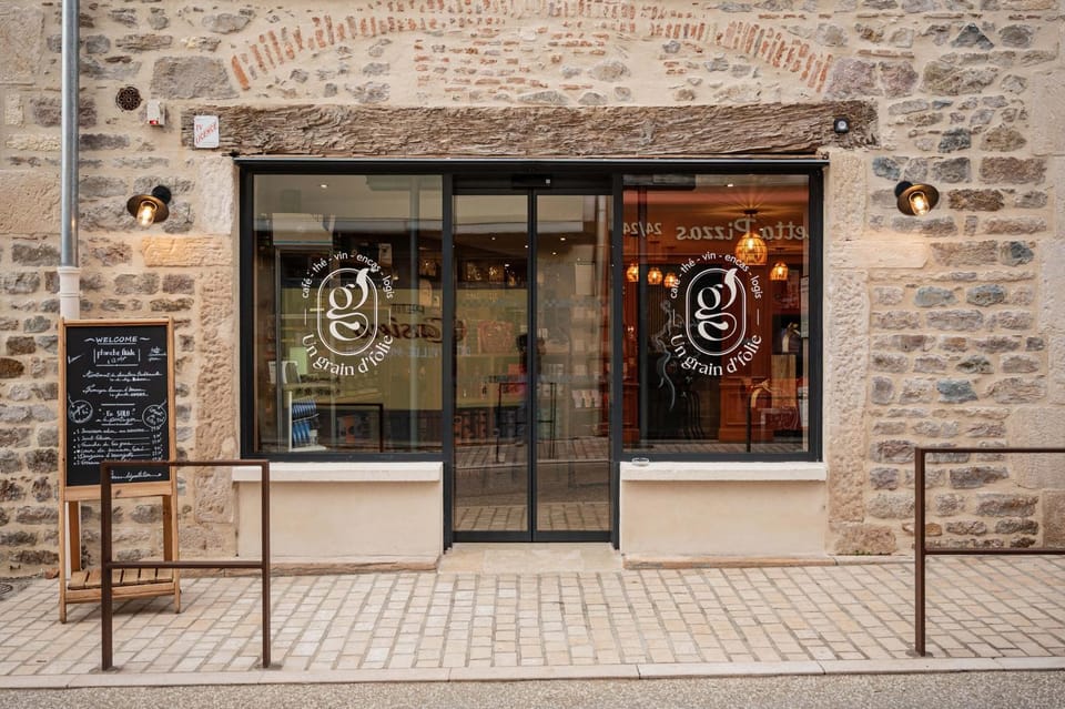 Facade/entrance, Property logo or sign