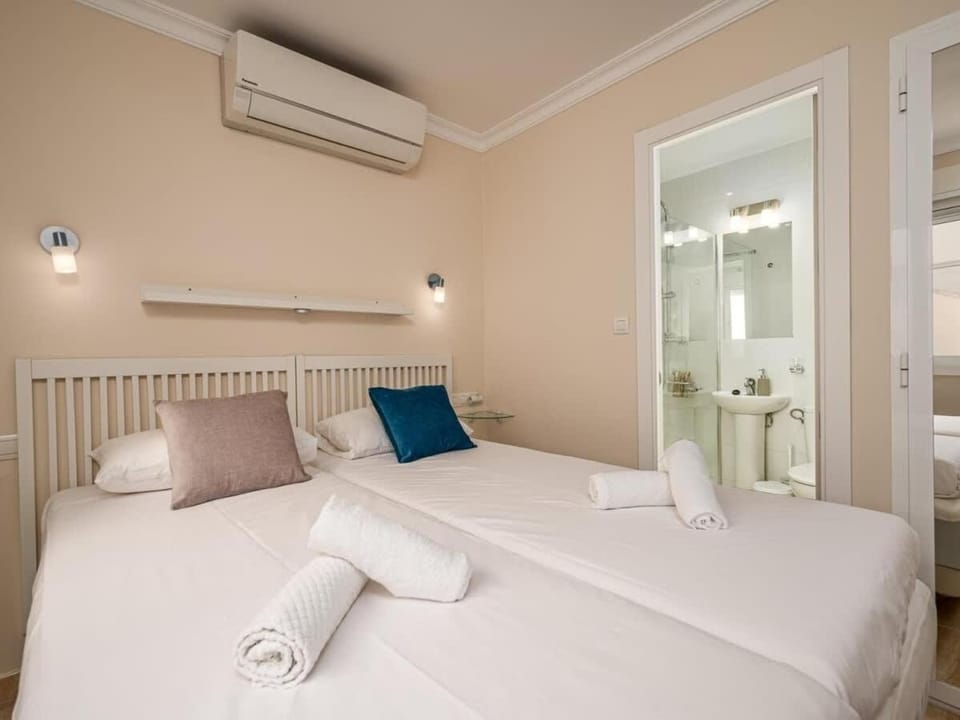 Cozy two-storey house with terrace in Nerja House in Nerja