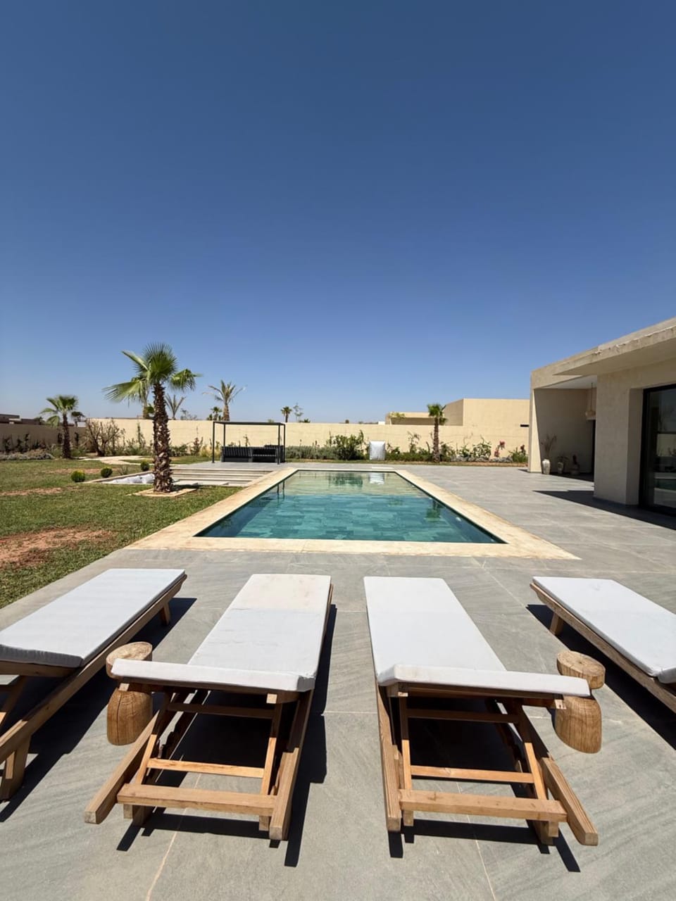 Patio, Day, Pool view, Swimming pool, sunbed