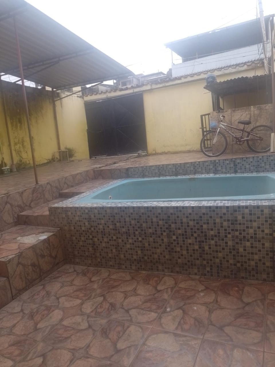 House Moura House in Rio de Janeiro