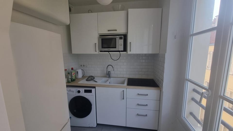 Charmant studio proche de la Tour Eiffel Apartment in Paris