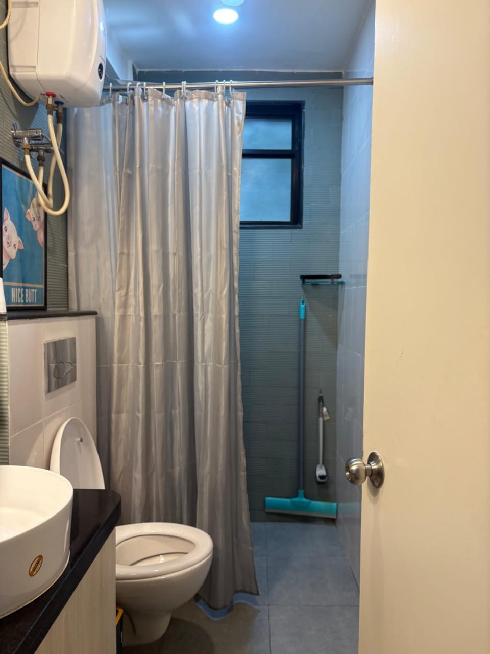 Bathroom, bidet
