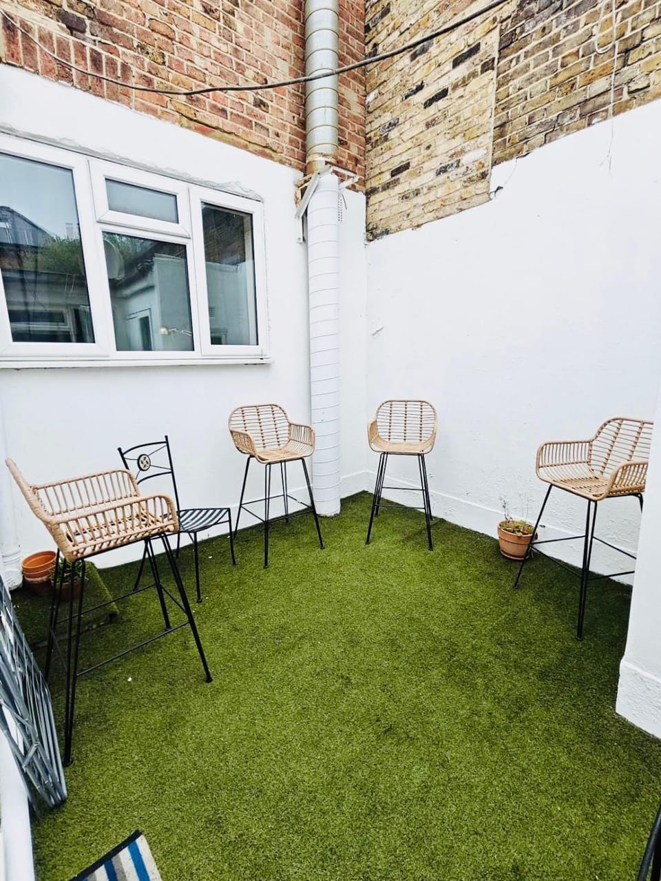 2 bedroom flat in Putney by the River Apartment in London Borough of Richmond upon Thames