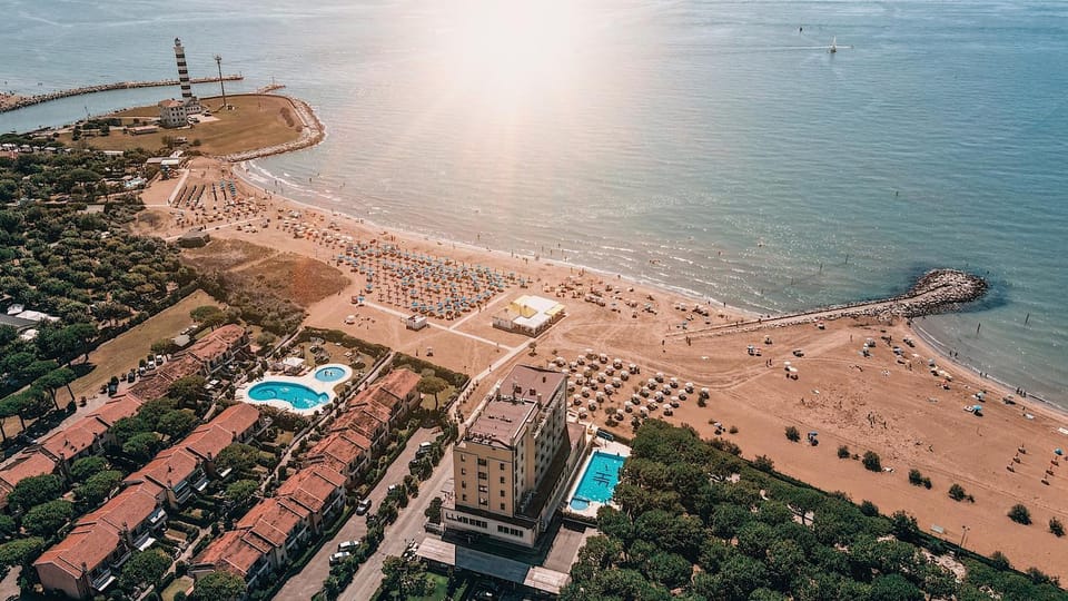 Day, Bird's eye view, Summer, On site