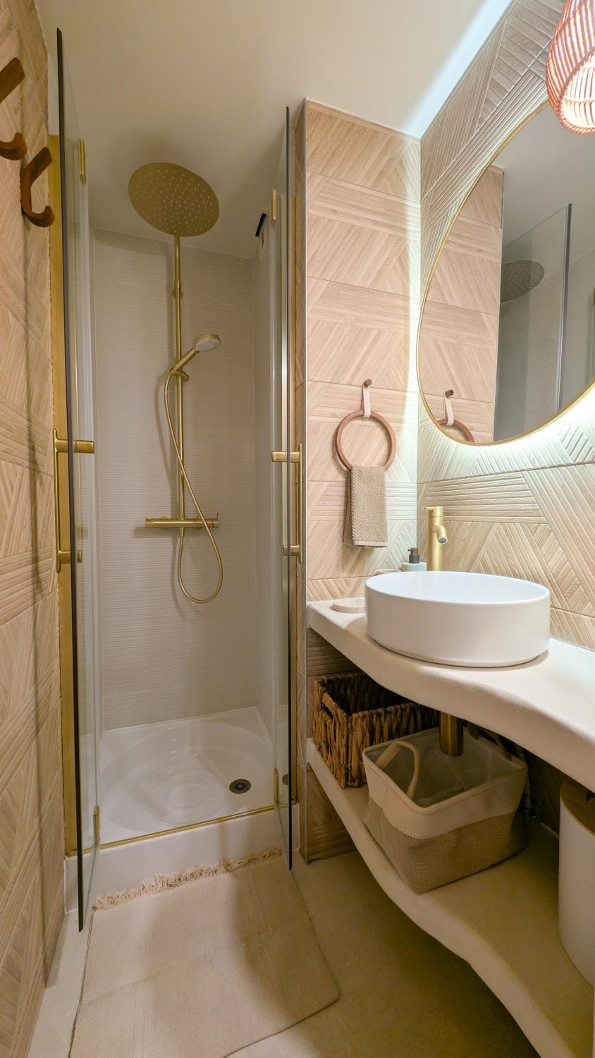 Shower, Bathroom