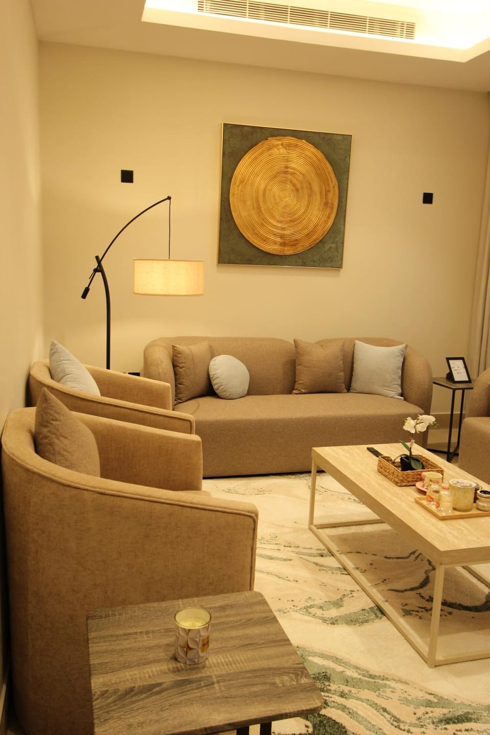 Living room, Seating area