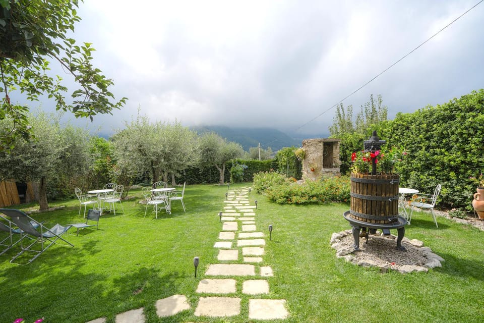 Garden, Garden view