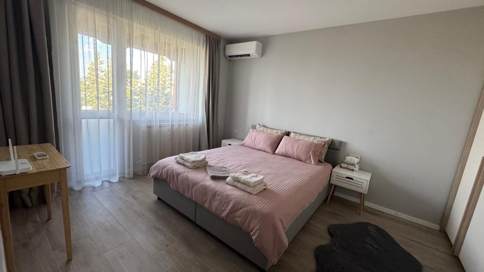 Modern and cozy apartment in the city centre Apartment in Sofia
