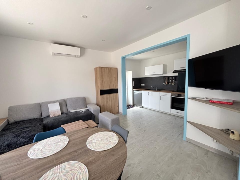 Maison rénovée 4 pers – Cour fermée et parking House in Olonne-sur-Mer