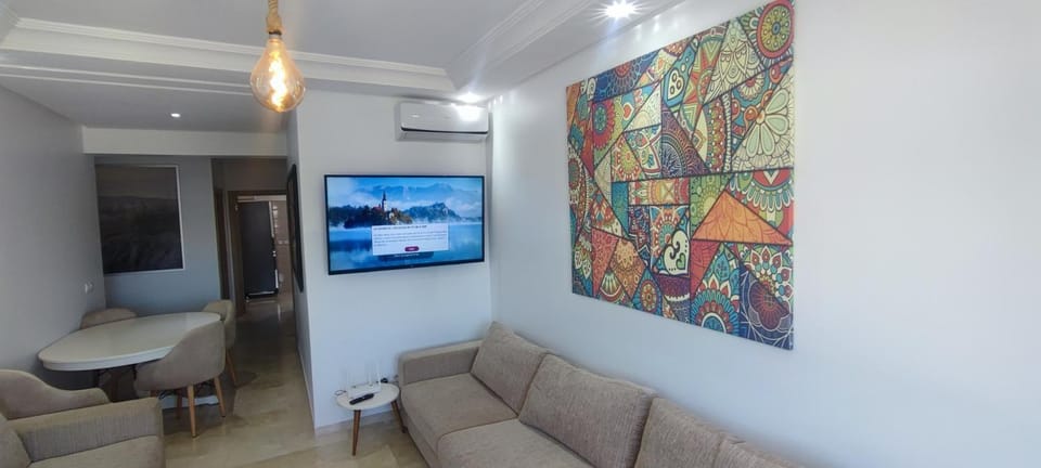 Communal lounge/ TV room, TV and multimedia, Living room, Seating area