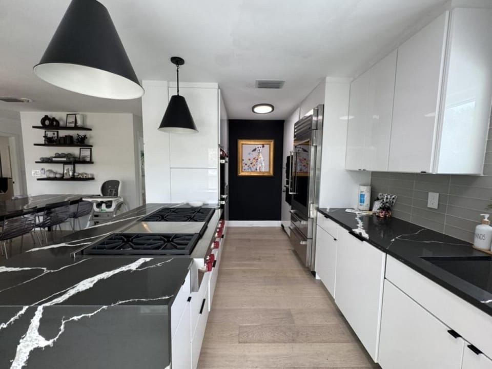 Kitchen or kitchenette