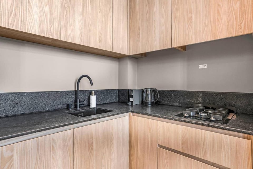 Brand New Luxury Studio in JVC Apartment in Dubai