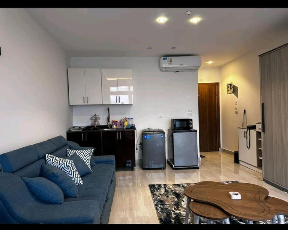 ميراج باي Capsule hotel in Hurghada