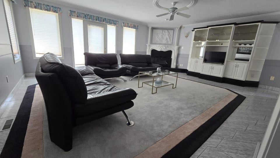 TV and multimedia, Living room