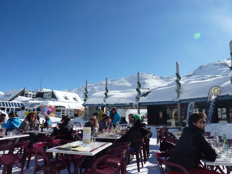 Restaurant/places to eat, Winter, Mountain view