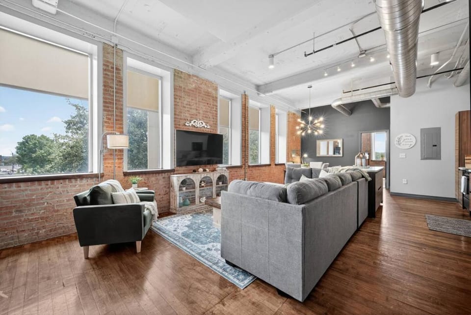 Haven 326 2bd Loft Sleeps 10 Free Parking Apartment in Dallas