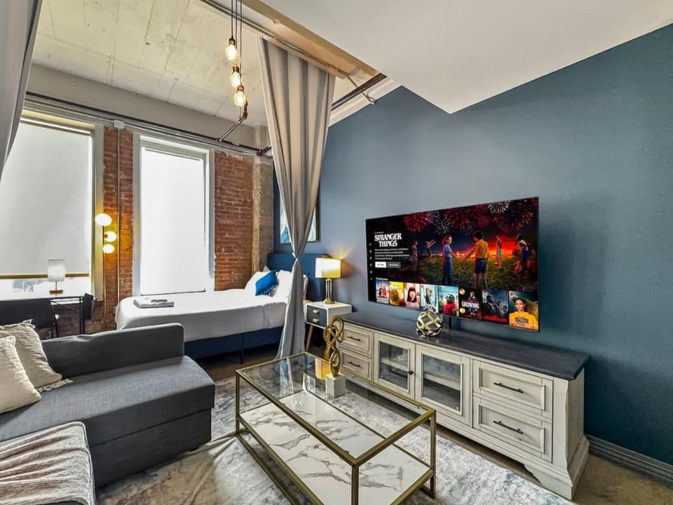 Comfy 605 3bd Sleeps 14 Free Parking Apartment in Dallas