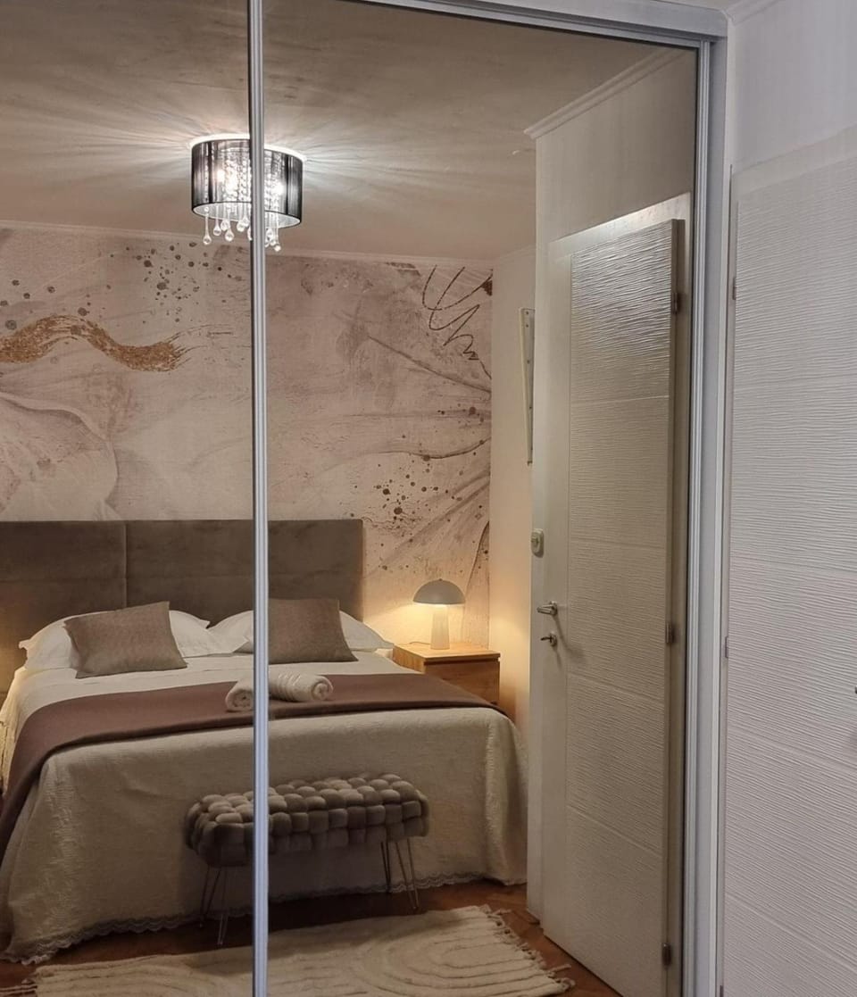 Bed, Bedroom, wardrobe
