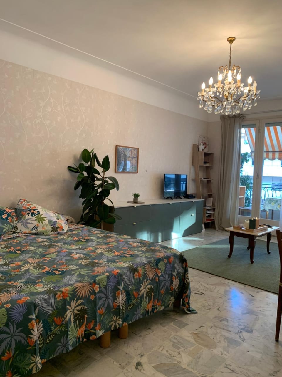 Spacious appartement near the beach Apartment in Menton