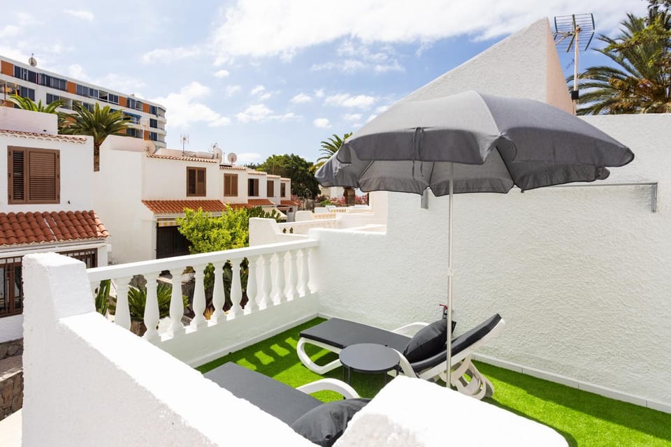 Virginia 555. Sol y Playa Apartment in Costa Adeje