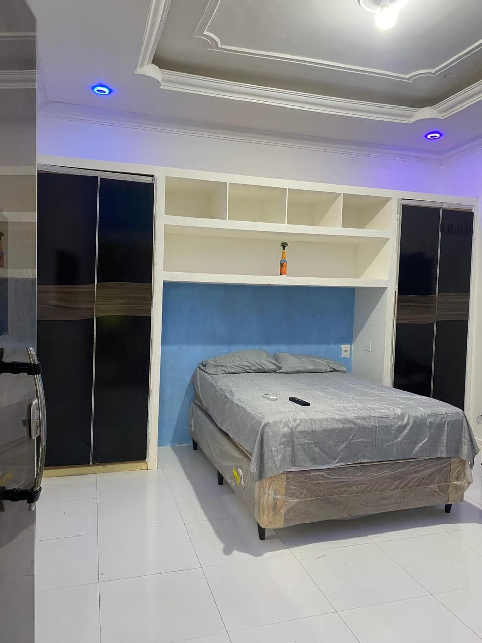 Bed, Photo of the whole room, Bedroom, wardrobe