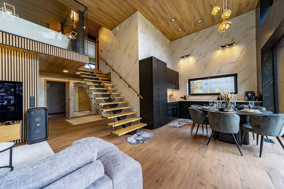Communal lounge/ TV room, Living room, Seating area, Dining area