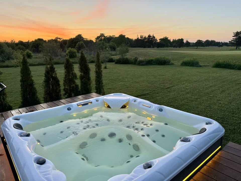 Hot Tub, Sunset, Open Air Bath