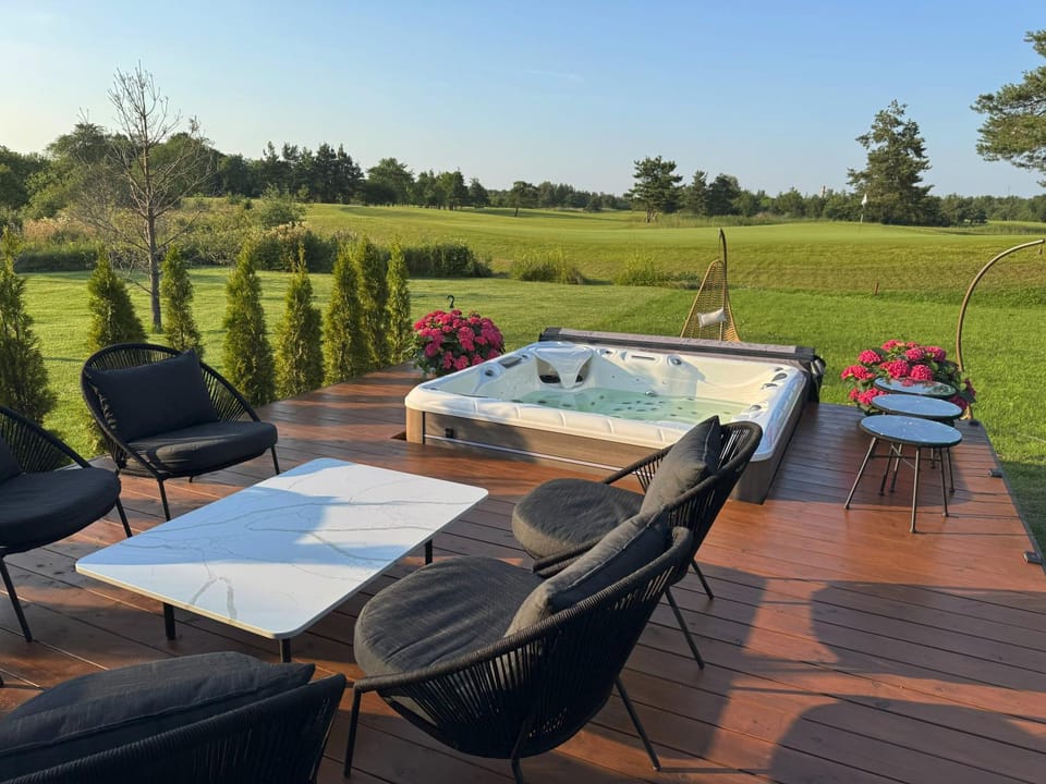 Patio, Day, Natural landscape, Hot Tub, Balcony/Terrace, Garden view, Open Air Bath