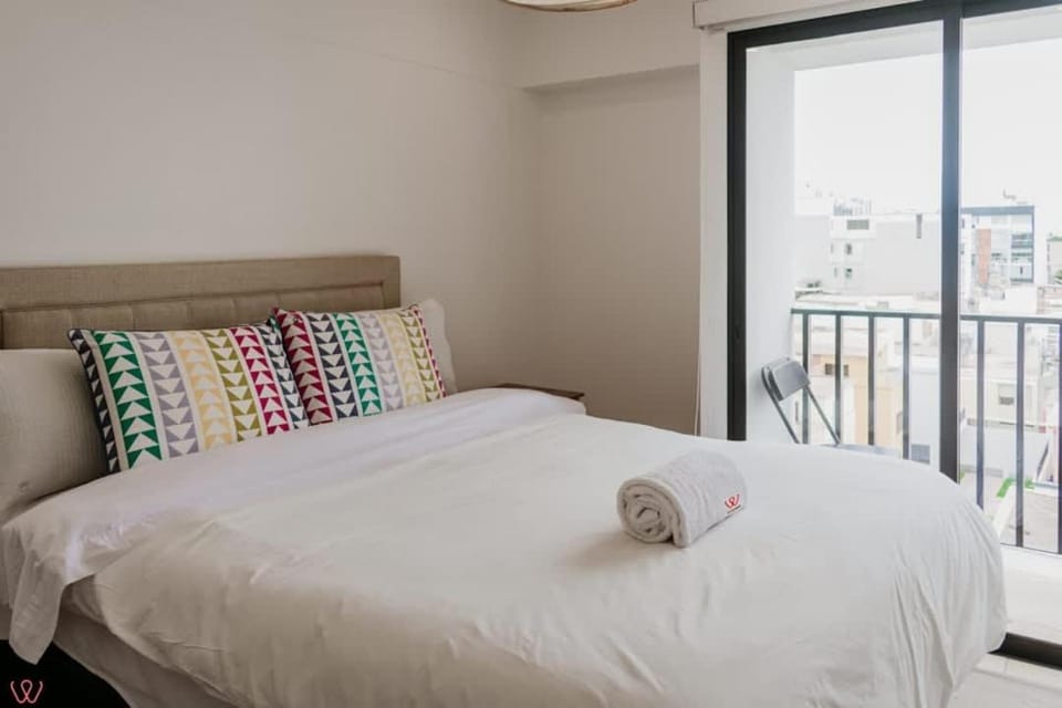 Sleek 2BR with Pool Gym Terrace in Magdalena Apartment in Magdalena del Mar