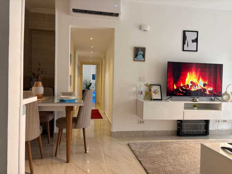 TV and multimedia, Dining area