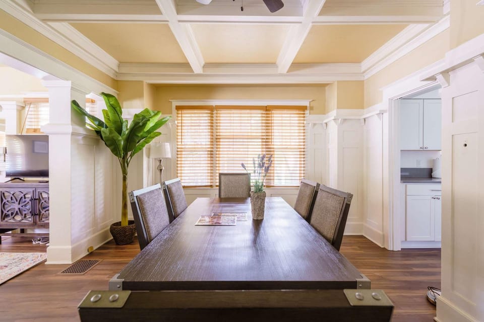 Remodeled Home in the Heart of Hawthorne House in Portland