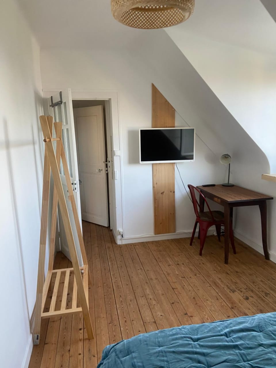 TV and multimedia, Seating area