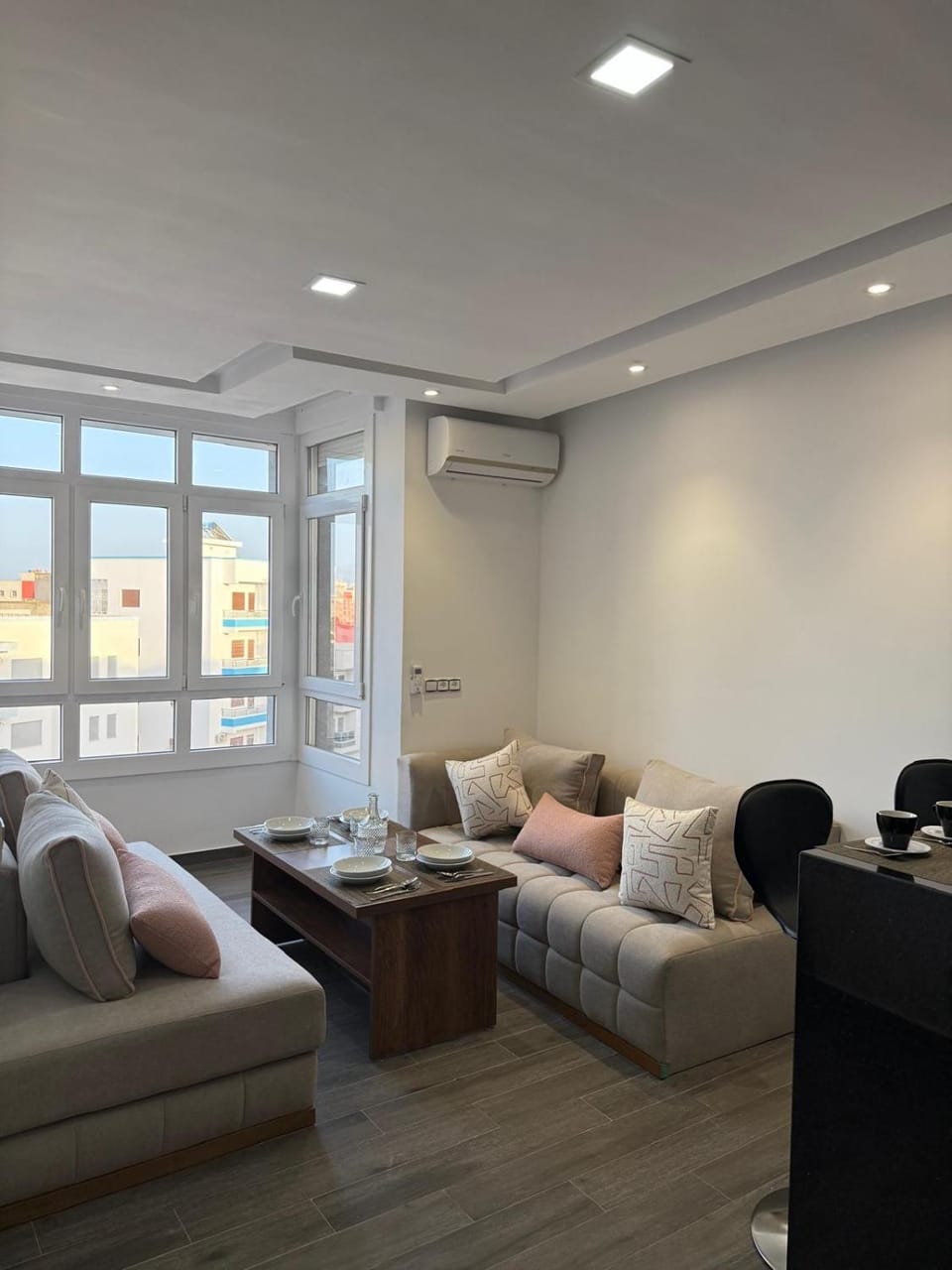 Living room, air conditioner