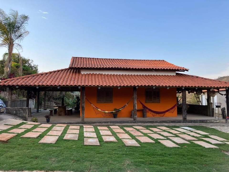 Chácara Carvalho House in State of Minas Gerais, Brazil