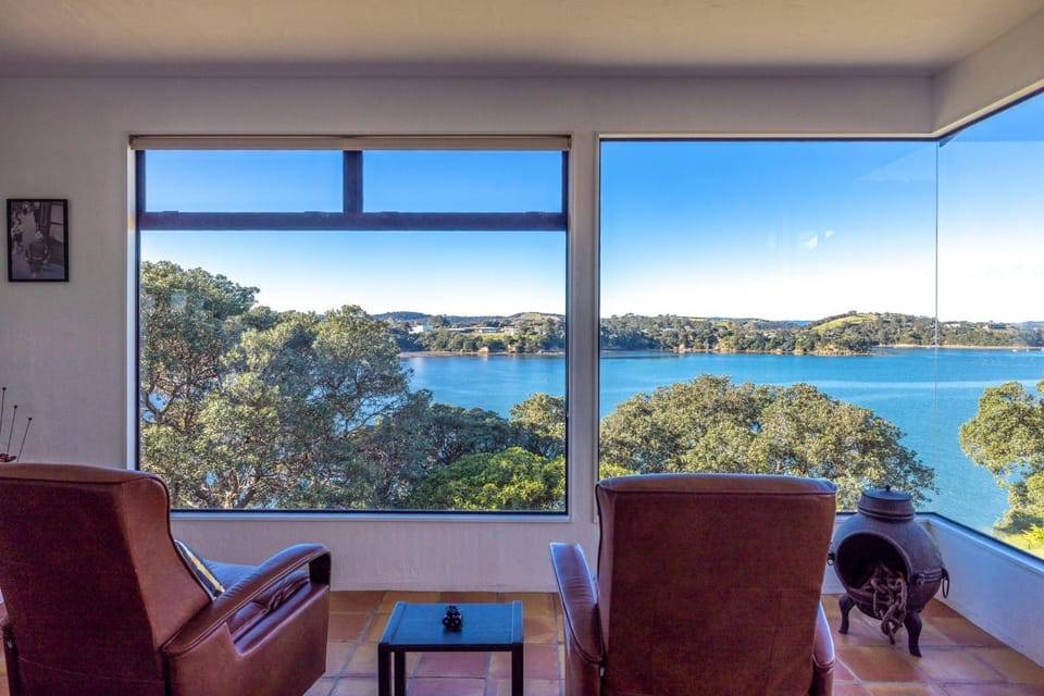 Living room, Sea view